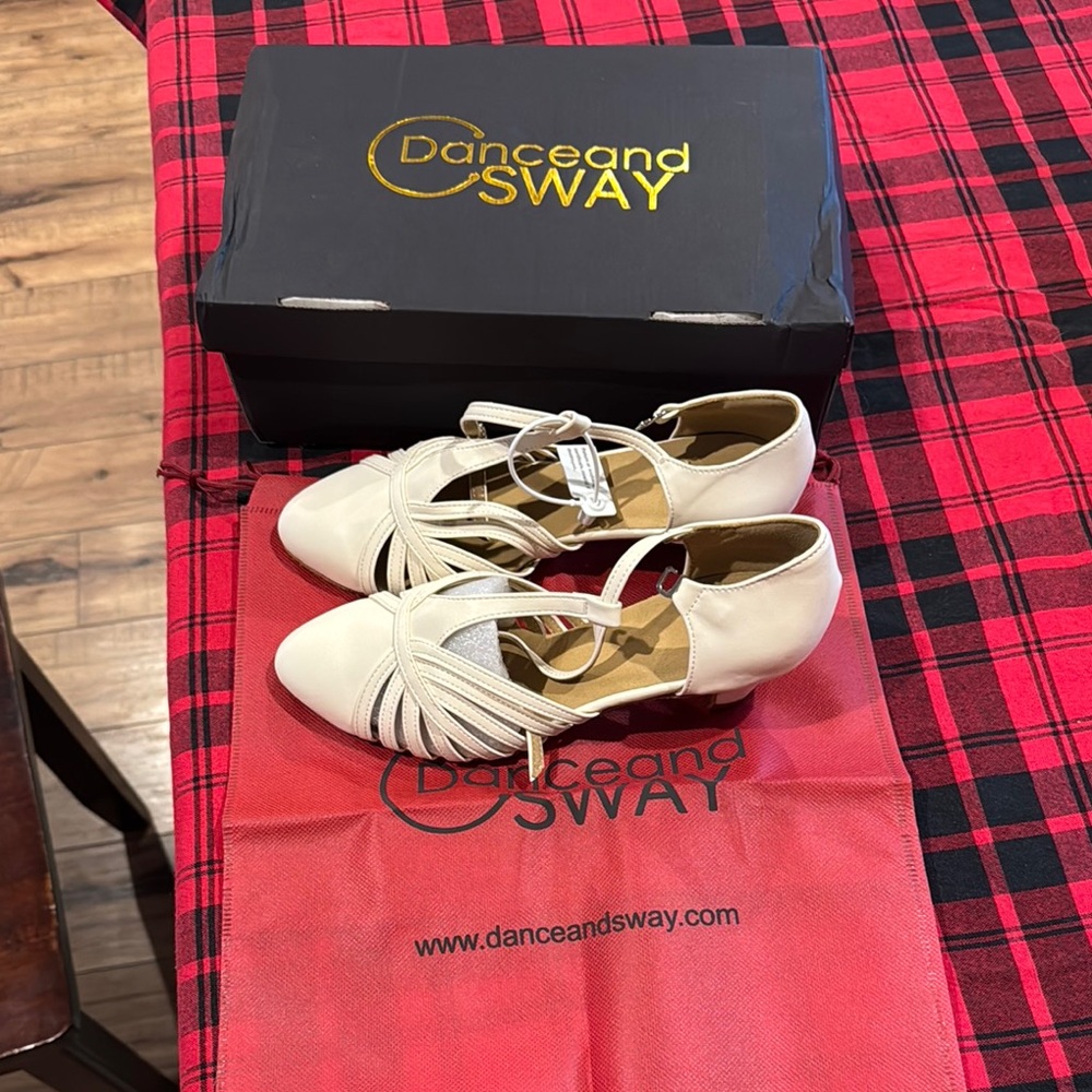 Women's Beige Shoes